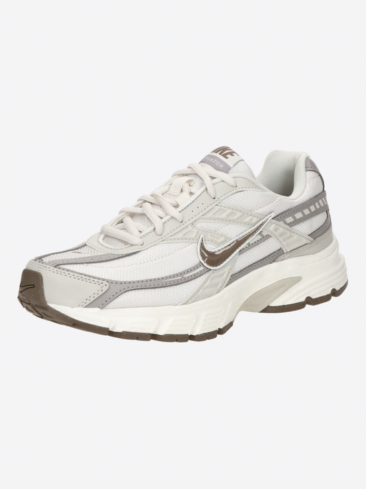 Baskets basses 'Initiator' Nike Sportswear en Beige