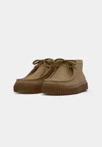 TORHILL HI - CLARKS
